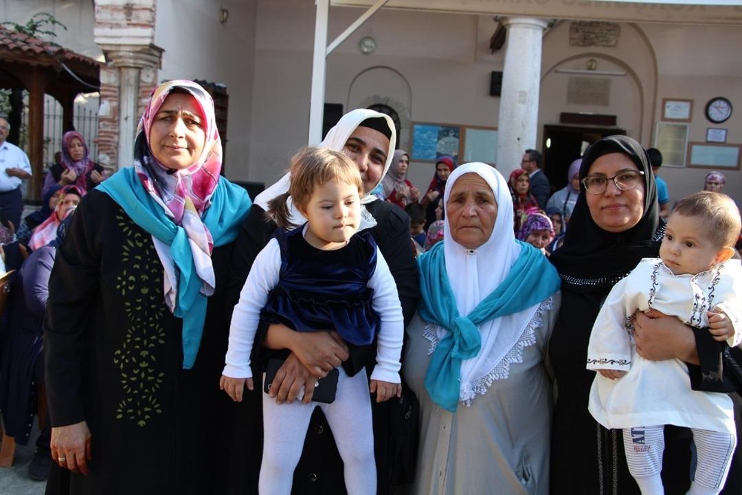 Kulalı umre yolcuları kutsal topraklara uğurlandı