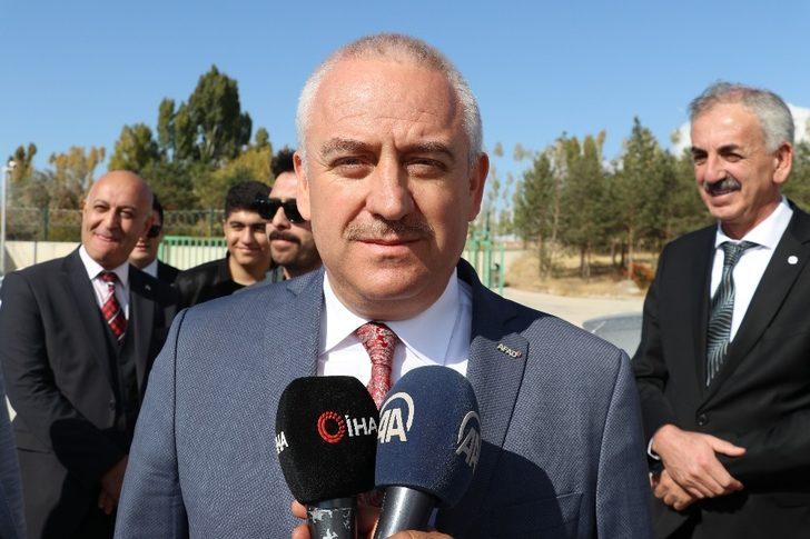 Rektör Şevli’den ‘Deprem Park’ önerisi G3