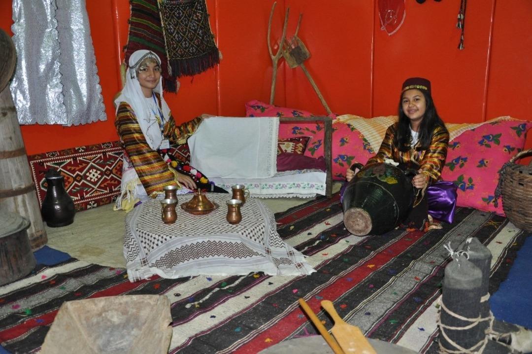 T&Uuml;BİTAK 4006 Bilim Fuarı&rsquo;nda 30 proje &ccedil;alışması yer aldı