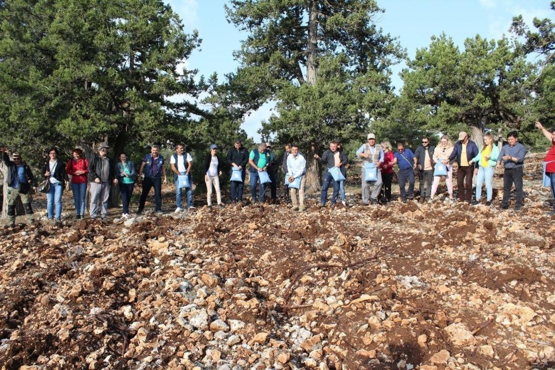 Mersin&rsquo;de 11 &uuml;lkeden 23 uzmana &ccedil;&ouml;lleşmeyle m&uuml;cadele eğitim