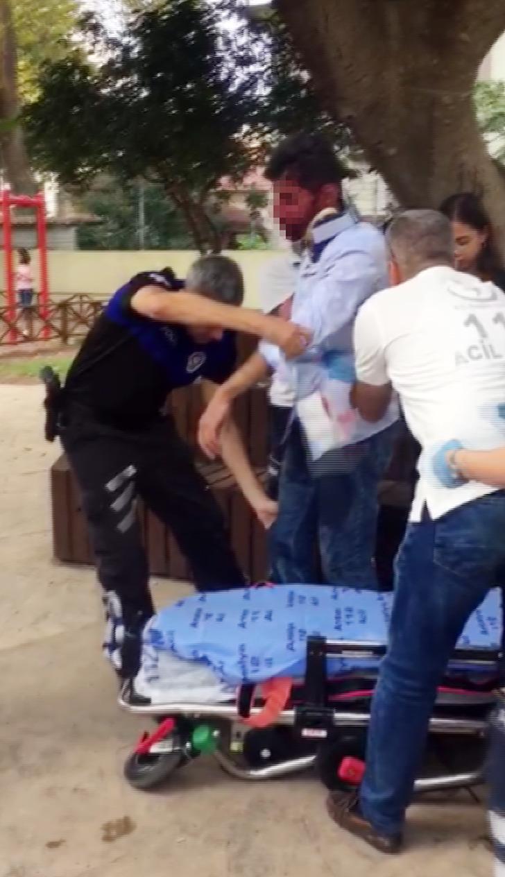 Parkta korkunç görüntü! Yumruk attığı arkadaşının burnunu yırttı G1