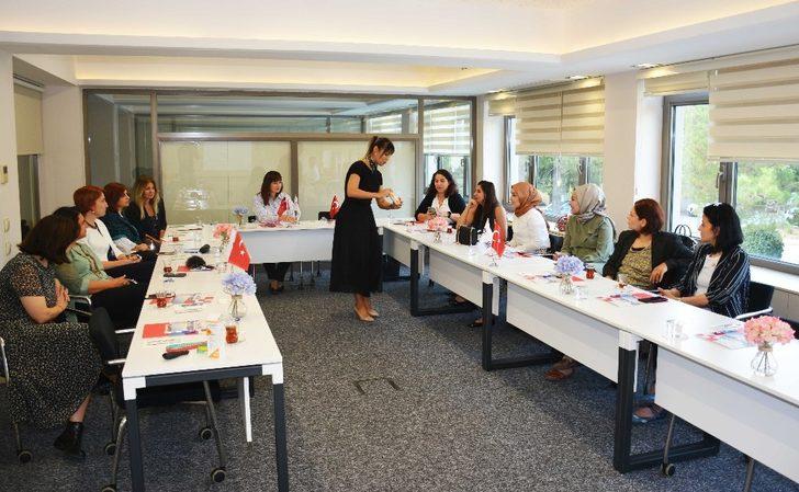 Sanayicilere bu kez diyet yapmanın incelikleri anlatıldı G2