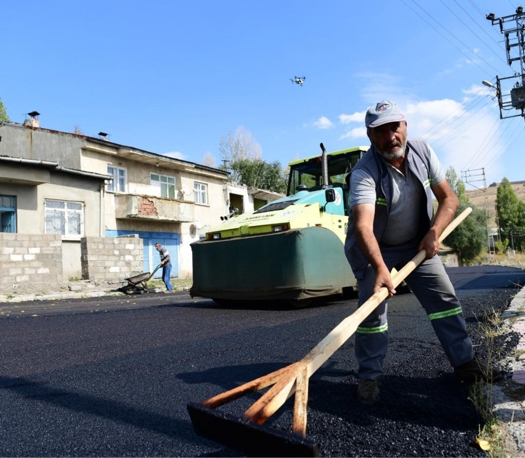 Başkan Dr. Mahmut U&ccedil;ar, hizmette rekor kırdı