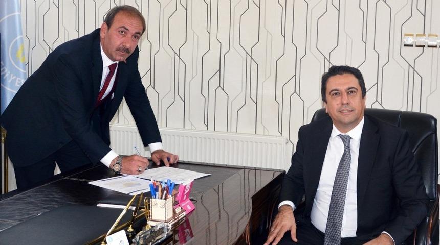 Kayserigaz&rsquo;ın Tomarza&rsquo;daki ilk doğalgaz      abonesi Tomarza Belediyesi oldu