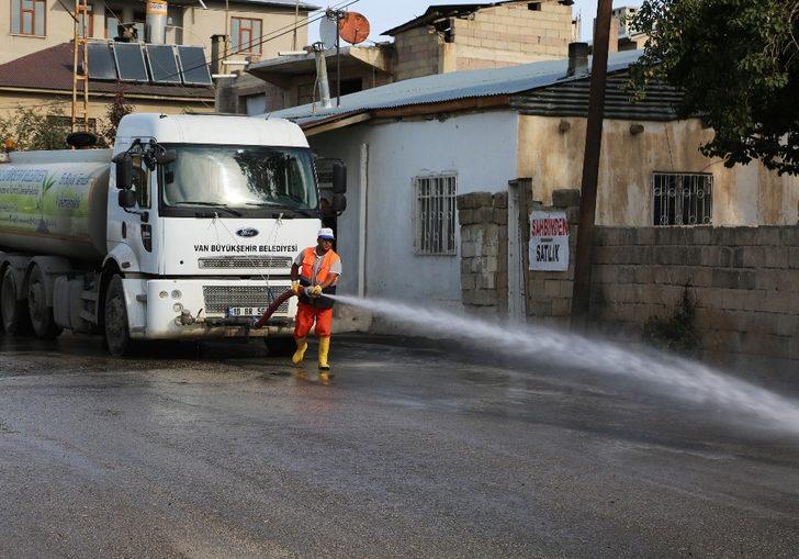 Van Büyükşehir Belediyesi temiz bir kent için çalışıyor G2