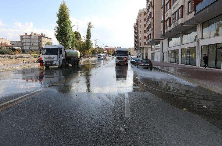 Van Büyükşehir Belediyesi temiz bir kent için çalışıyor G3