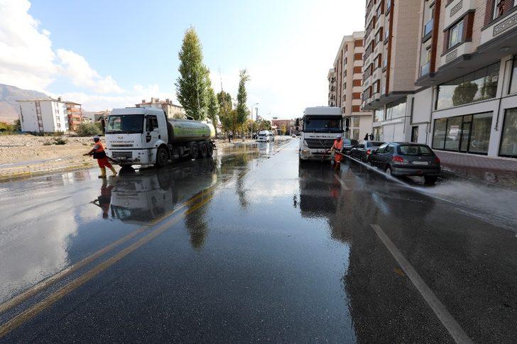 Van Büyükşehir Belediyesi temiz bir kent için çalışıyor G5
