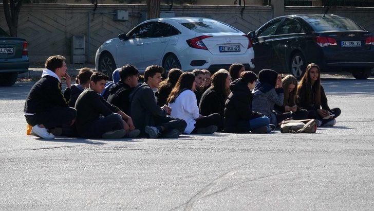 Konya'da öğrencileri taciz ettiği iddiasıyla lise hademesi gözaltına alındı G4