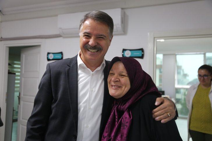 Deveci’den Atakumlu kadınlara çağrı G1