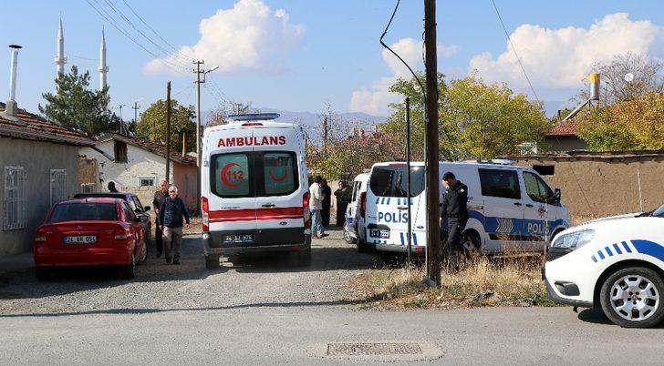 Silah sesi üzerine eve giren yakınları cesetle karşılaştı G1