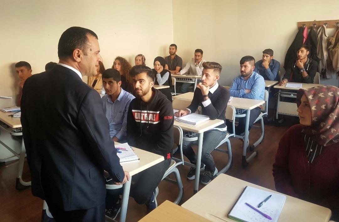 Genel Sekreter T&uuml;rkman&rsquo;dan eğitim merkezine ziyaret