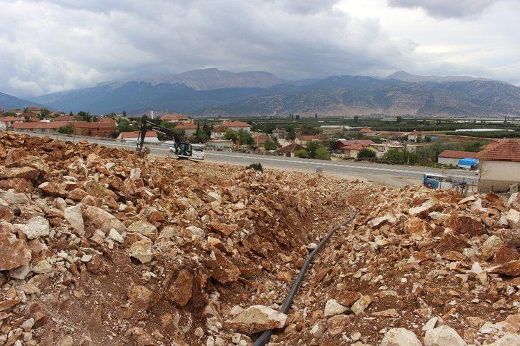 Elmalı Yakaçiftlik’in içme suyu sorunu çözülüyor G4