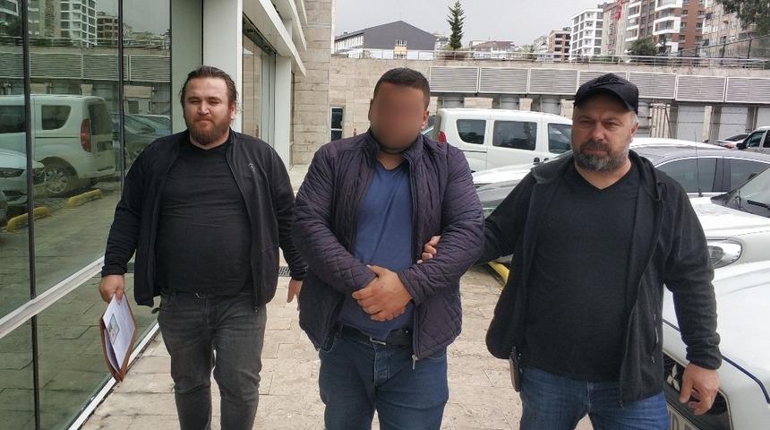 Aracında bonzai ele ge&ccedil;irilen şahıs g&ouml;zaltına alındı