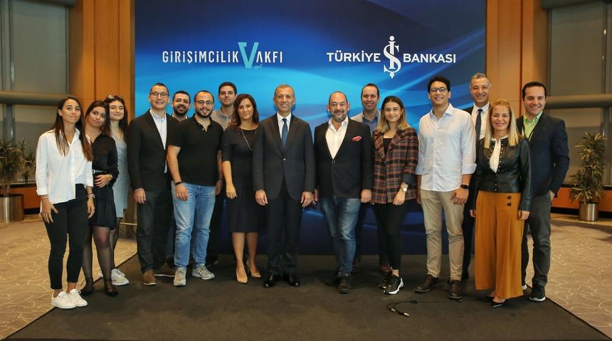 İş Bankası girişimciliği genç yaşta "cesaretlendiriyor"