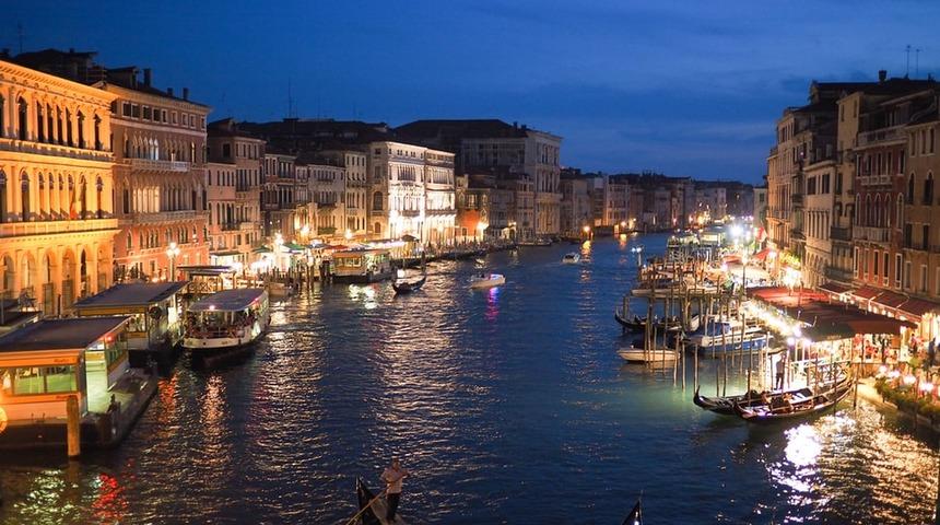 Venedik'e artık parayla girilecek! 