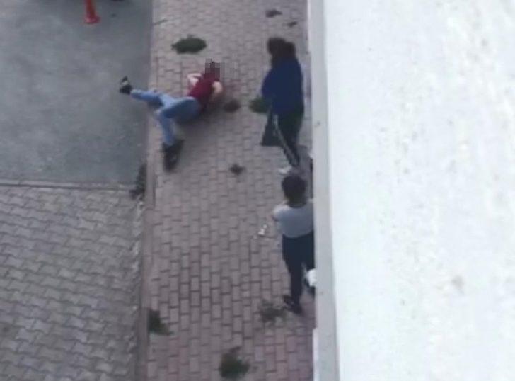 Cadde ortasında şoke eden olay! Bir anda kıvranmaya başladı G4