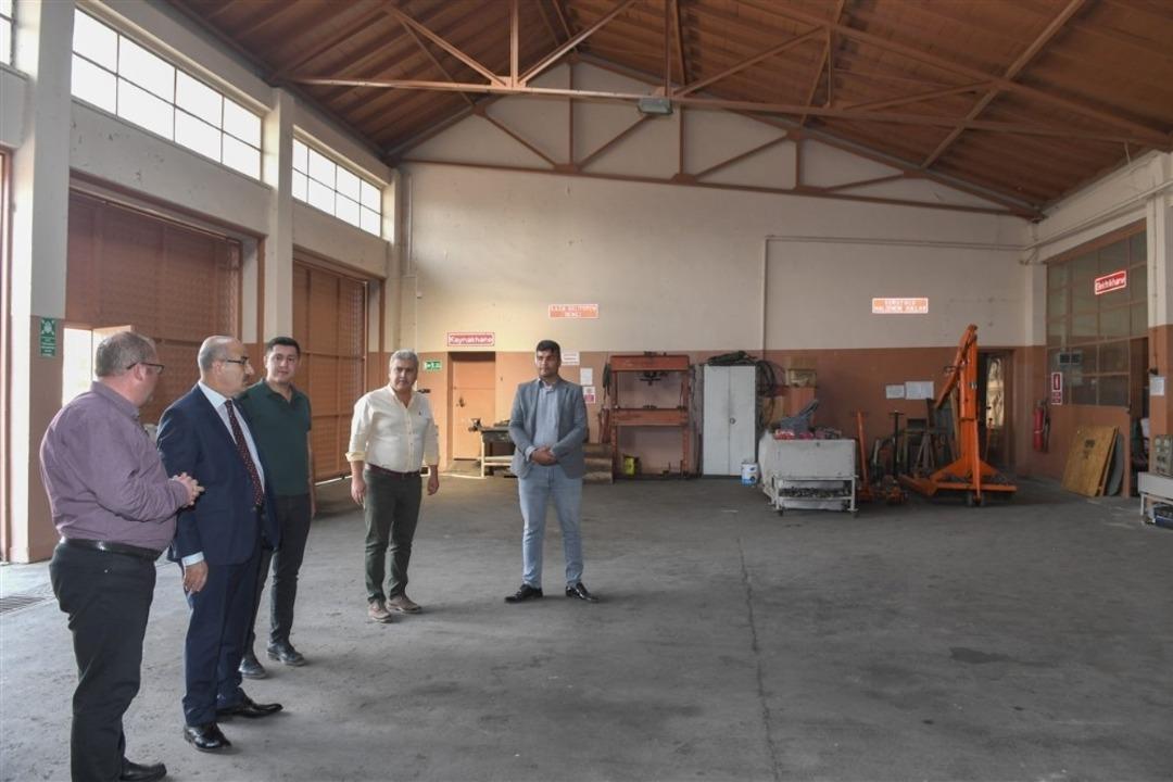 Vali Demirtaş: "&Ccedil;alışma azmimizi ve kararlılığımızı her an taze tutalım"