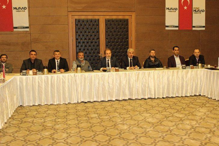 İş adamlarına "Kurumsallaşma ve Aile Anayasası" anlatıldı G2