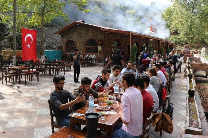 Göçle gelen öğrenciler Belemedik’in tarihine tanıklık etti G2