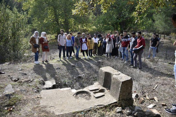 Göçle gelen öğrenciler Belemedik’in tarihine tanıklık etti G3