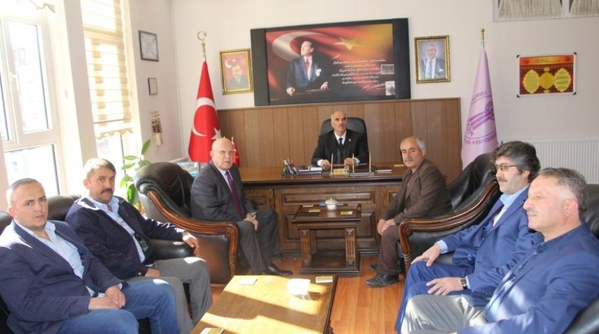 Başkan Pekmezci’den Esnaf ve Sanatkârlar Odalar Birliği’ne ziyaret