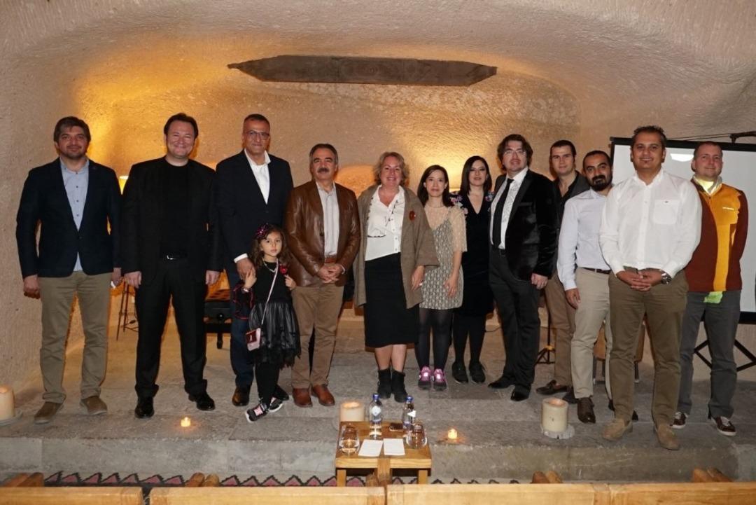 Bezirhane&rsquo;de &lsquo;Notalardaki Vatan Aşkı&rsquo; konser ve s&ouml;yleşisi d&uuml;zenlendi