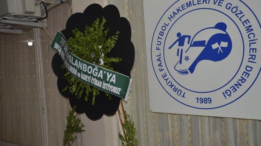 Malatya&rsquo;da STK&rsquo;lardan Arıcı&rsquo;ya siyah &ccedil;elenkli tepki