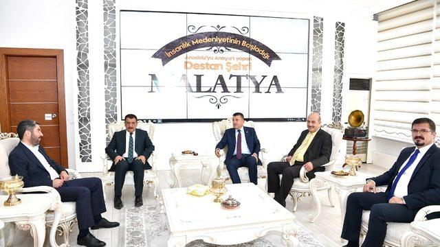 CHP’li Ağbaba’dan Başkan Gürkan’a ziyaret