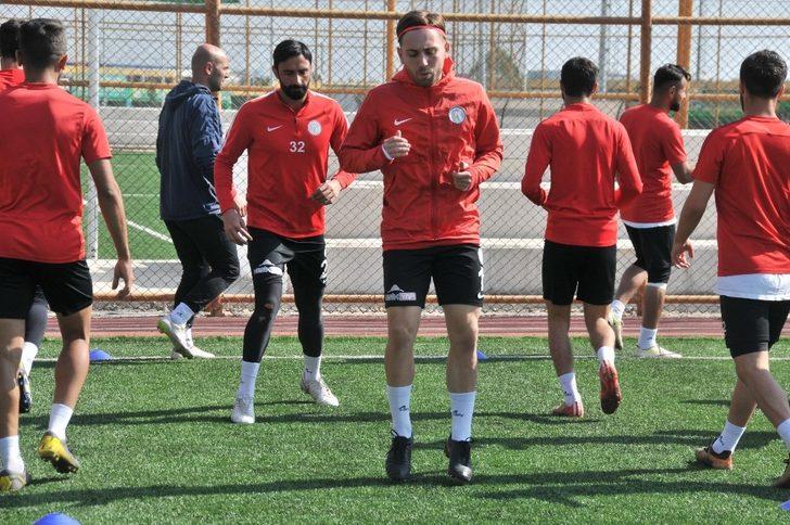 Karaköprü belediyespor liderliği geri almak istiyor G3