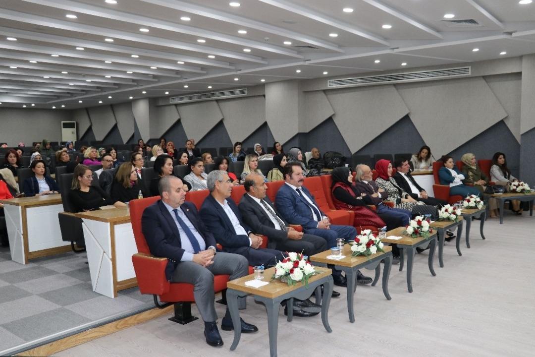 Van TSO&rsquo;da &lsquo;Kadın ve Girişimcilik&rsquo; paneli