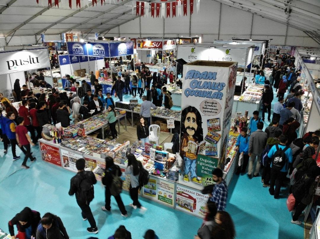 Elazığ&rsquo;da "Kitap Fuarı" yoğun katılımla a&ccedil;ıldı