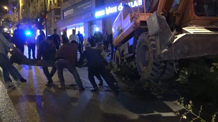 Freni boşalan iş makinesi ortalığı savaş alanına çevirdi! G2