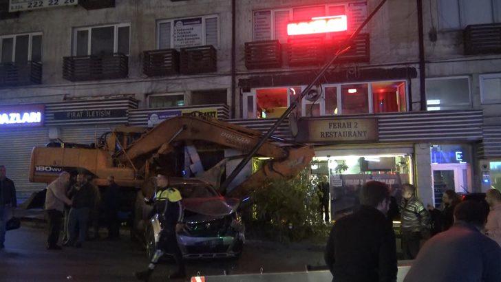 Freni boşalan iş makinesi ortalığı savaş alanına çevirdi! G3