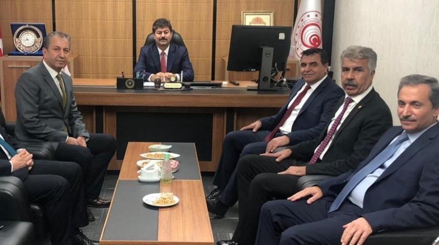 Erkan;"Esnafımız işlemlerini cep telefonu üzerinden yapabilecek"