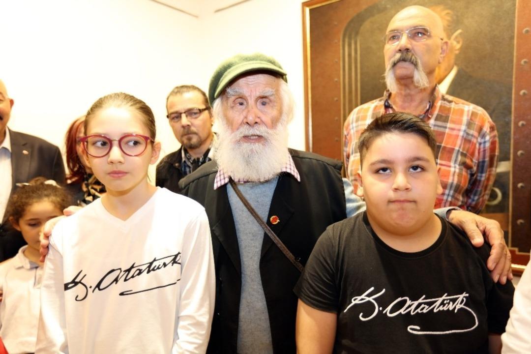 SANKO Sanat Galerisi&rsquo;nde Atat&uuml;rk resimleri sergisi a&ccedil;ıldı