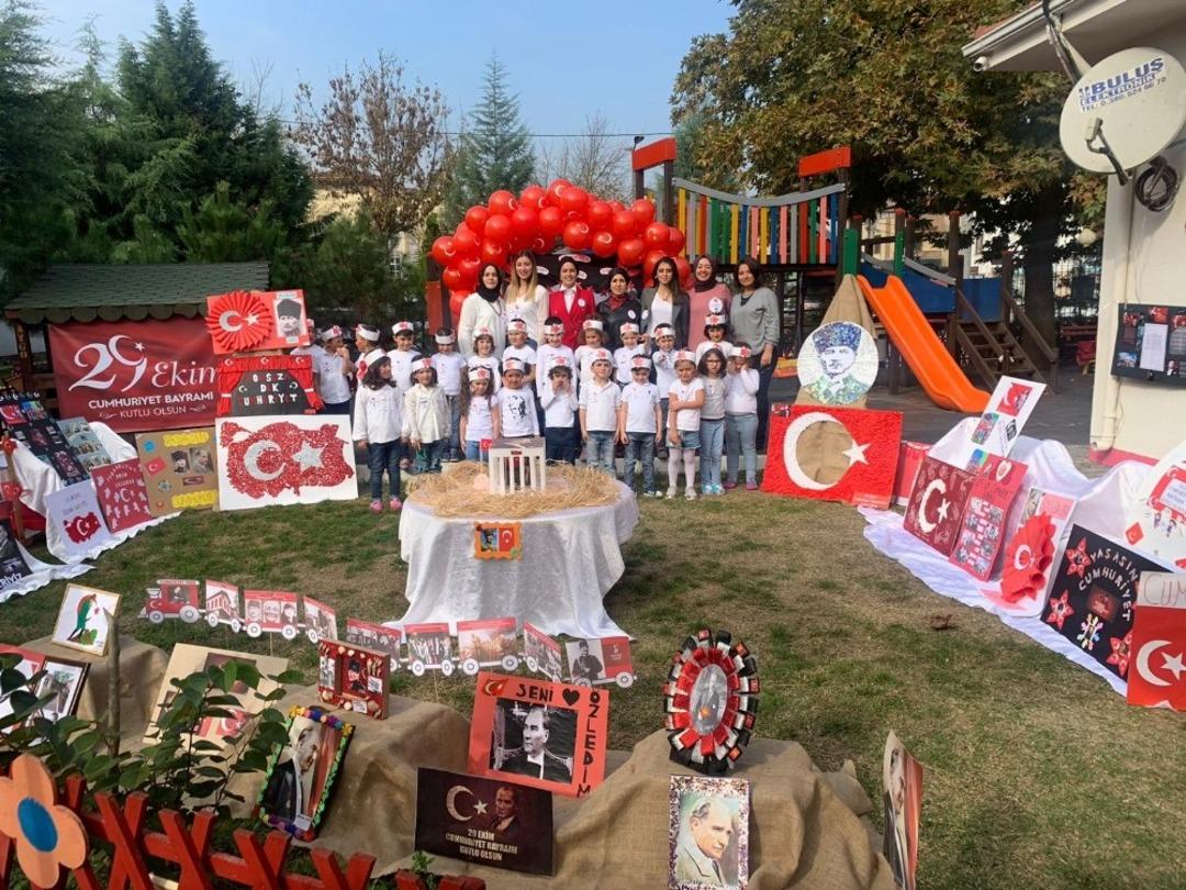 Minik &ouml;ğrencilerden Cumhuriyet Bayramı kutlaması