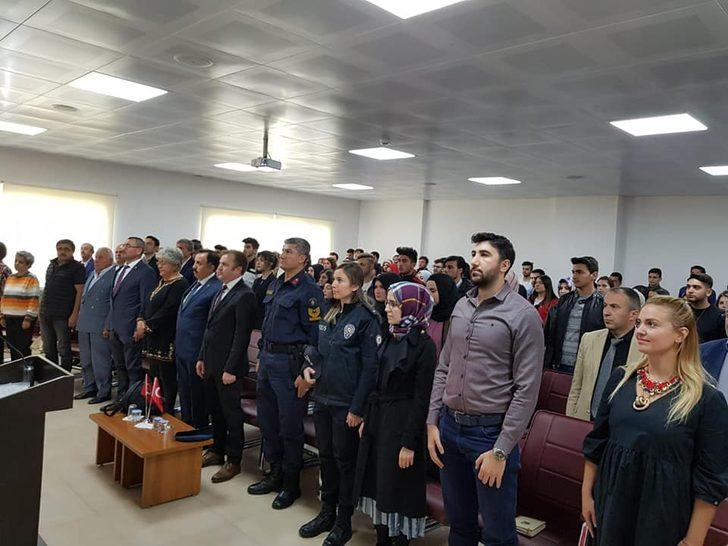 Öğrencilere ‘davranışları etkileyen faktörler’ anlatıldı G2