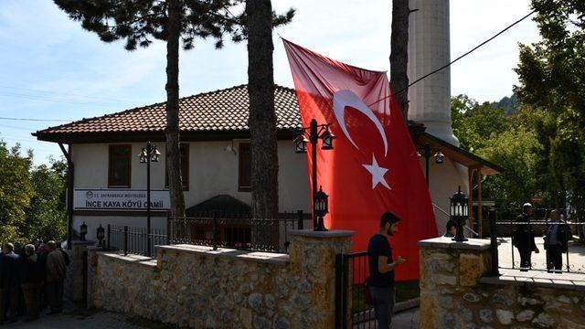 Restore edilen cami ibadete açıldı