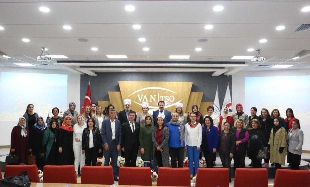 K&ouml;rfez&rsquo;den Van&rsquo;a g&ouml;n&uuml;l k&ouml;pr&uuml;s&uuml;