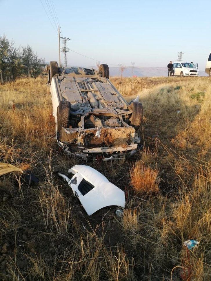 Köpeğe çarpmamak isterken takla attı: 1 yaralı G4