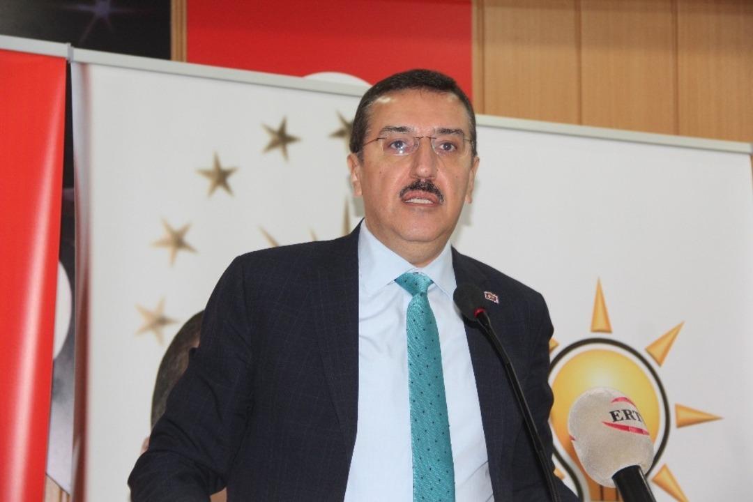 Ak Parti divan toplantısını yaptı