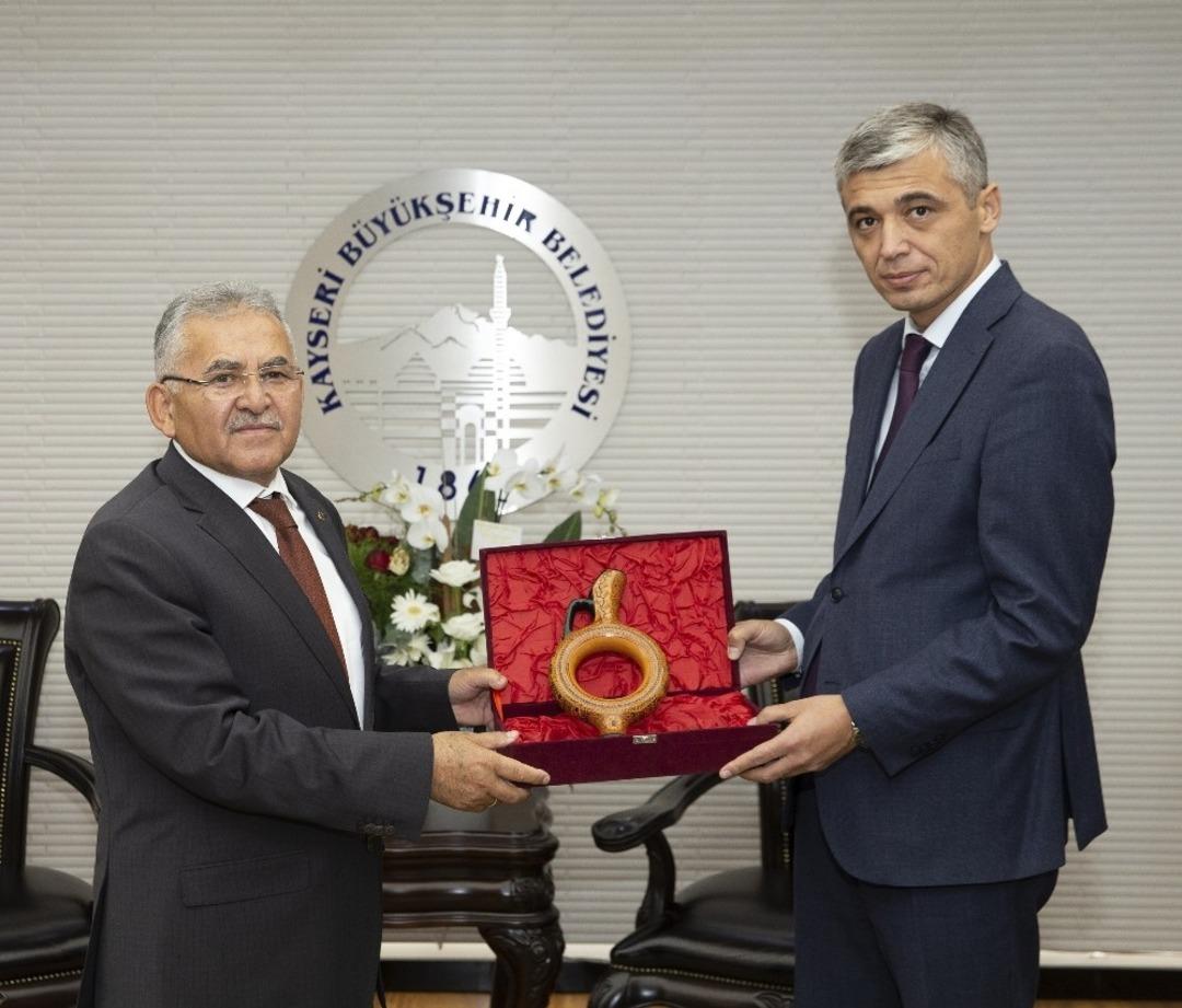 Ata yurdundan B&uuml;y&uuml;kşehir&rsquo;e ziyaret