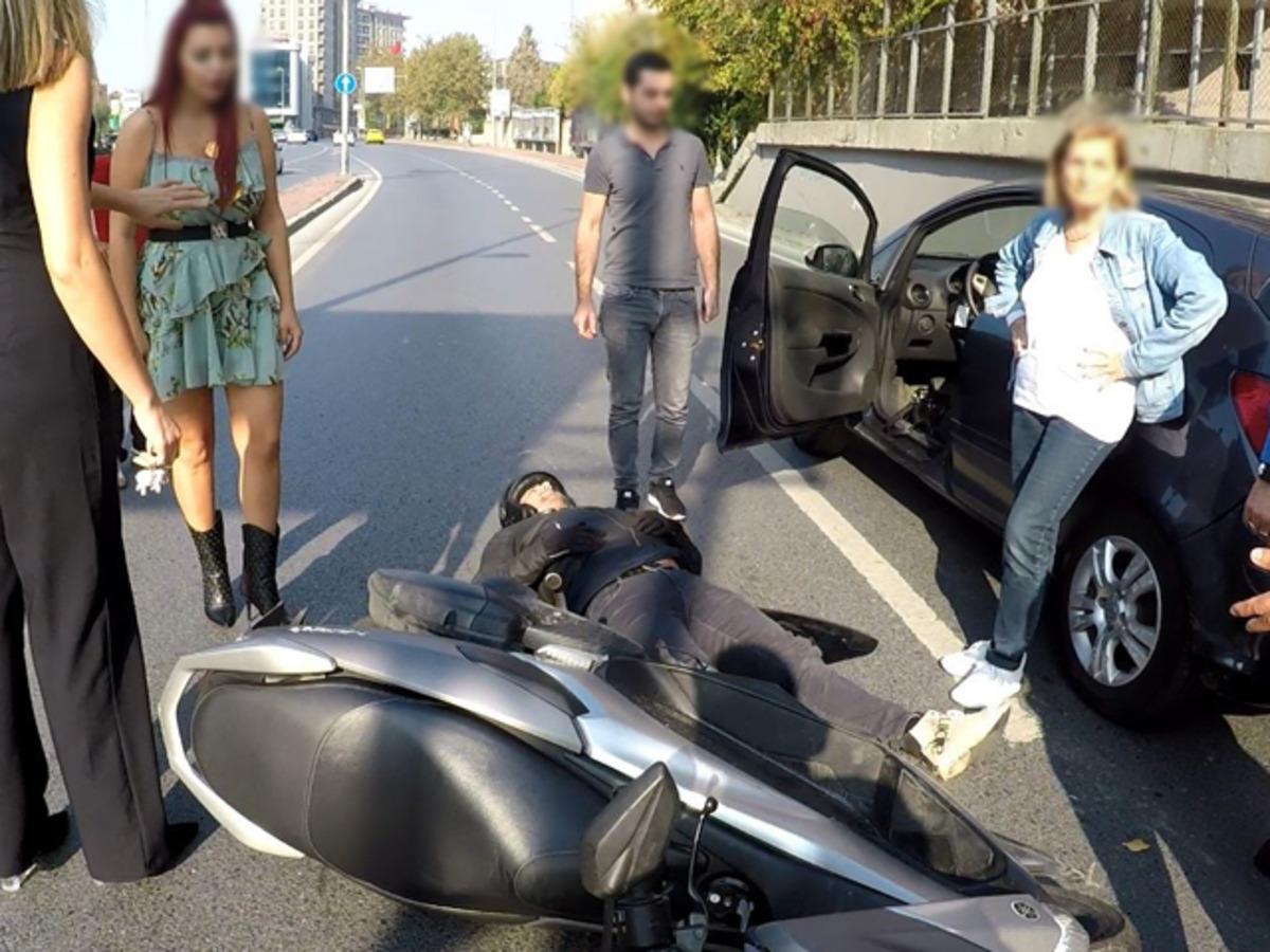 İstanbul'da s&uuml;r&uuml;c&uuml;n&uuml;n kaza sonrası yaptıkları 'pes' dedirtti