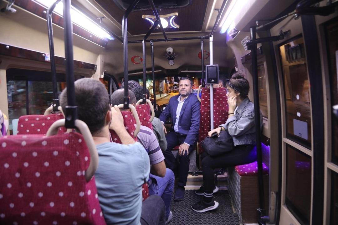 Başkan Kocaispir dolmuşta