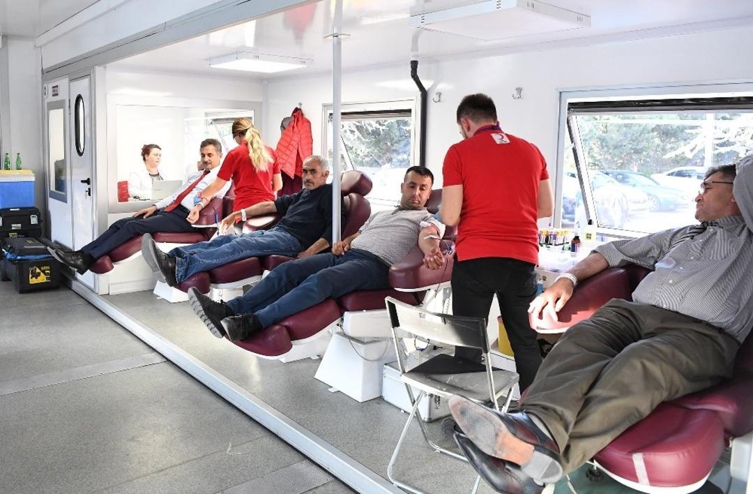 Mamak&rsquo;ta Mehmet&ccedil;ik i&ccedil;in kan bağışı