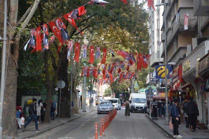İzmit Türk bayrakları ile donatıldı G3
