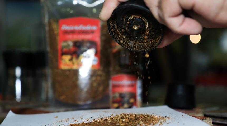 Arkadaşlarına kızınca ürettiği karışıma 'Zıkkım' adını verdi