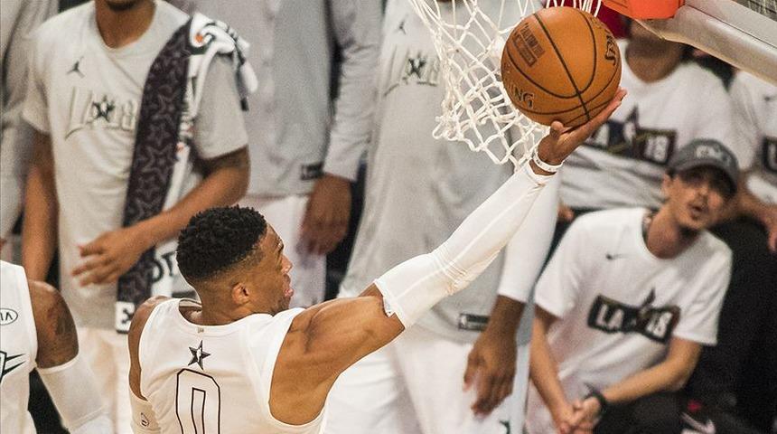 Westbrook, Magic Johnson'ı geride bıraktı