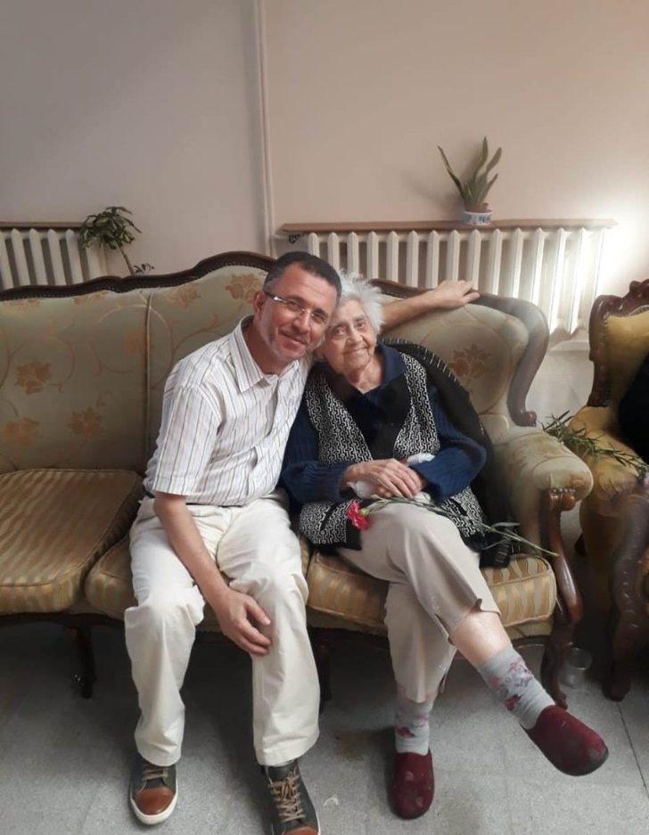 Sancak Derneğinin gençleri yaşlılarla buluştu G3