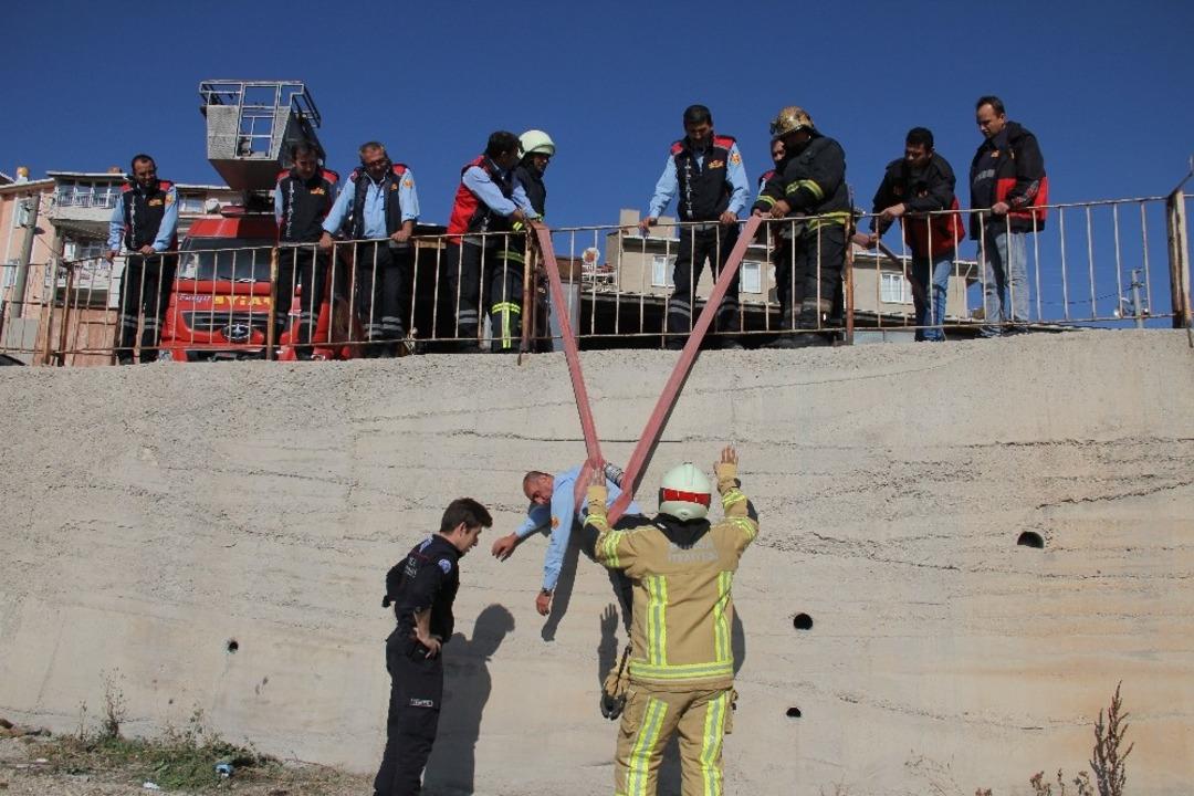 Kardeş belediye itfaiyeleri ortak tatbikat ger&ccedil;ekleştirdi